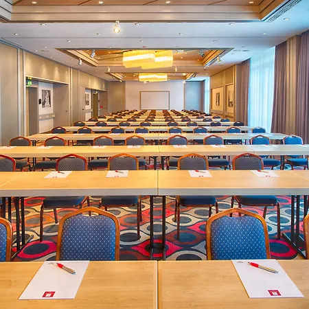 Hotel Leonardo 4*