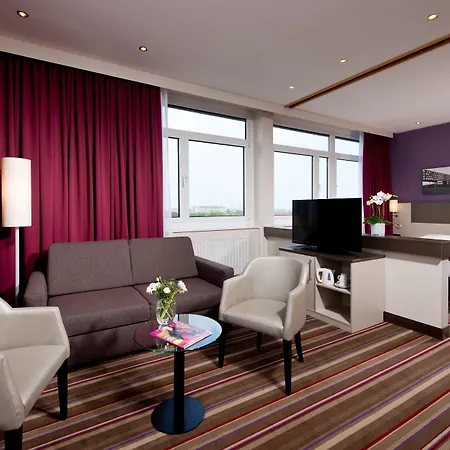 Leonardo Hotel 4*