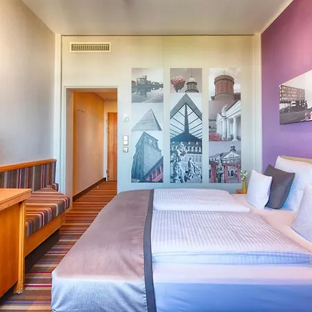 Hotel Leonardo 4*