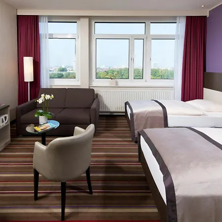 Leonardo Hotel 4*
