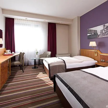 Leonardo Hotel